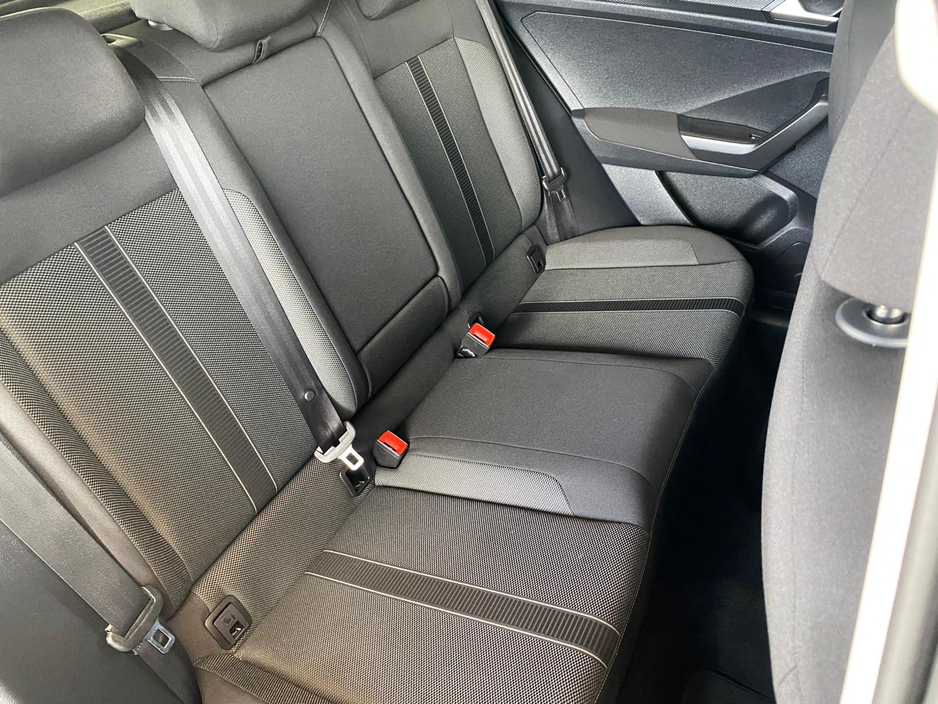 2023 Volkswagen T-Roc LIFE 1.0 TSI MANUAL 6SPEED FWD 110HP 5 €27,450