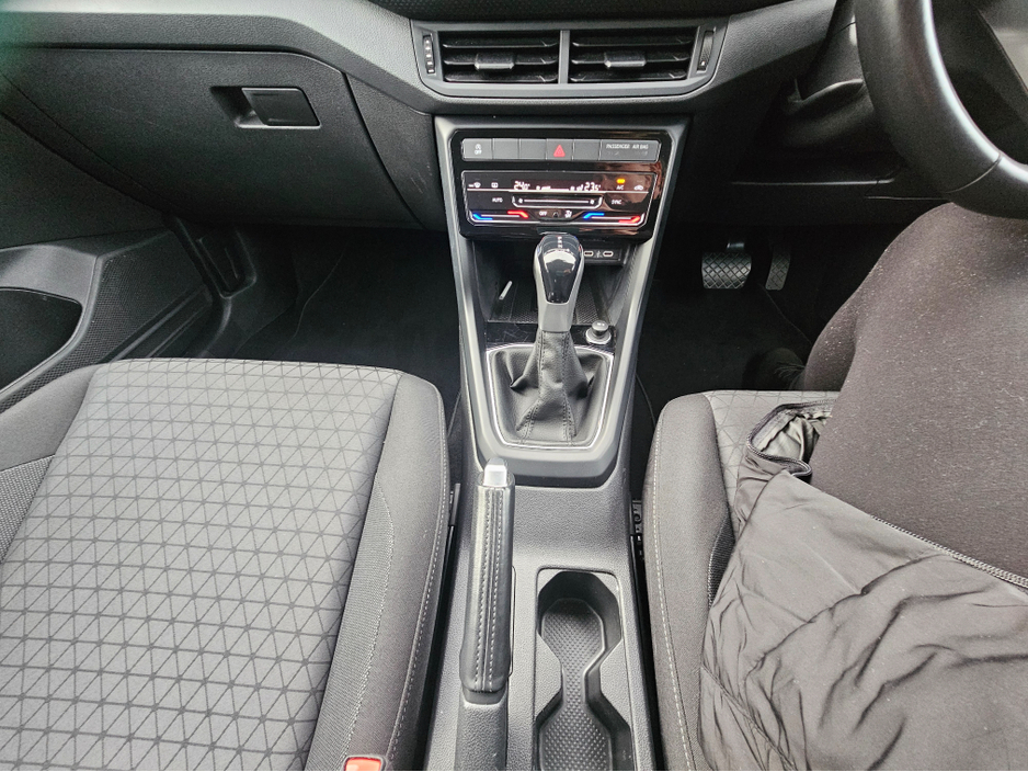 2023 Volkswagen T-Cross LIFE 1.0 TSI D7F 110HP €23,950