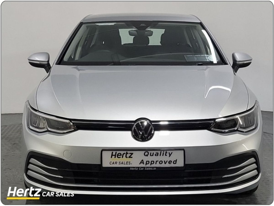 2023 Volkswagen Golf LIFE 2.0 TDI 115HP Diesel Manual €26,995