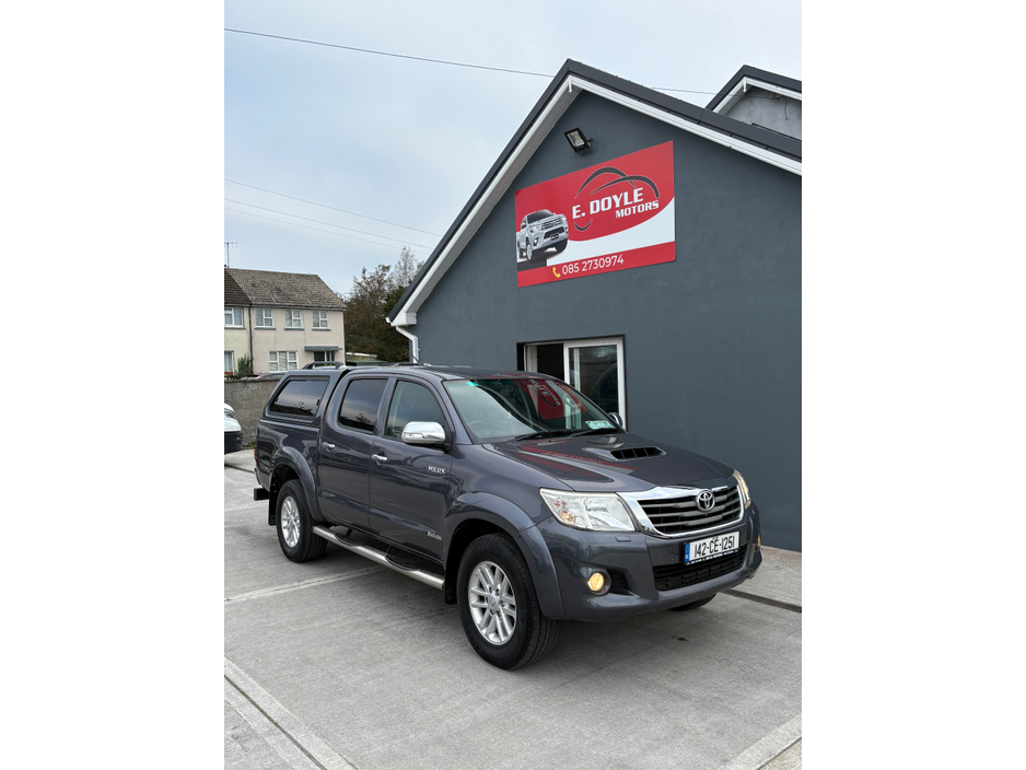 2014 Toyota Hilux 3.0 D-4D INVINCIBLE D/C 4 4DR 2.8D4D GR SPORT 4WD A €18,450