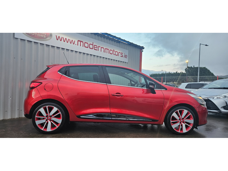 2016 Renault Clio automatic 1.2 dynamique s 5sr low kms €9,995