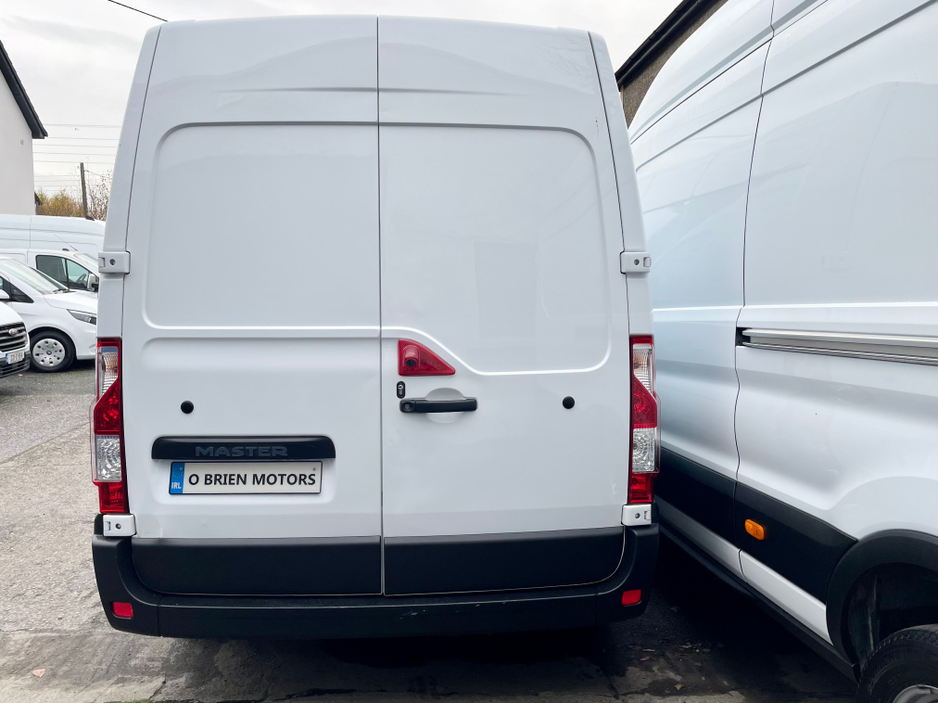 2023 Renault Master LM35 BUSINESS  2.3 BLUE DCI 135BHP FWD LWB €22,000