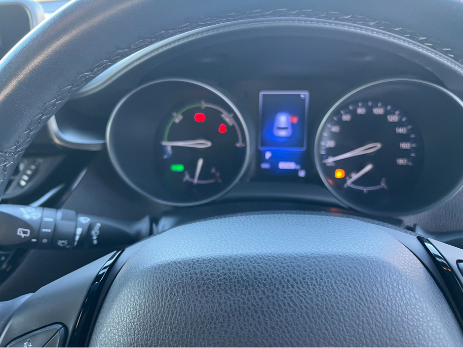 2018 Toyota C-HR 1.8 HUBRID AUTO LOW KMS €17,450