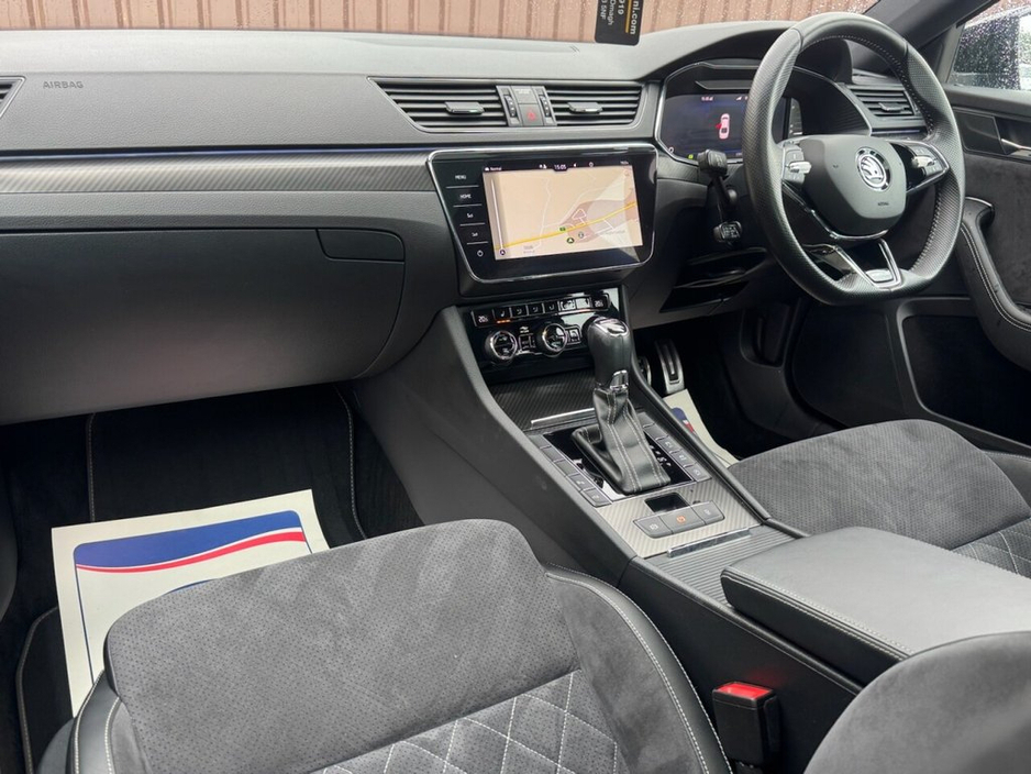 2022 Skoda Superb 2.0 TDI SportLine Plus Hatchback 5dr Diesel DSG 197 BHP MODEL! RACE BLUE METALLIC + GLASS SUNROOF €37,900