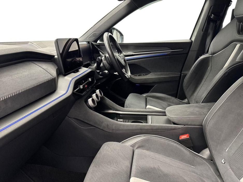 2025 Skoda Kodiaq 2.0TDI SPORTLINE *STEEL GREY* €125 P/W ON PCP €61,995