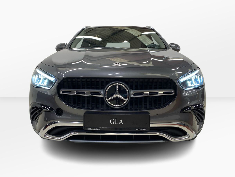 2026 Mercedes-Benz GLA Class GLA 200 D PROGRESSIVE LINE + | Night Package, Reversing Camera, Keyless Start Function, Reversing Camera €60,082