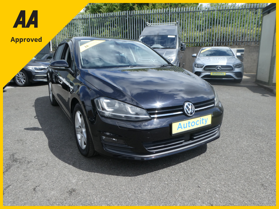 2015 Volkswagen Golf TSI Bluemotion €13,950