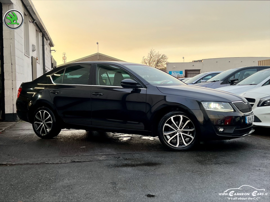 2016 Skoda Octavia STYLE 1.6 TDI CARPLAY XENON €9,950