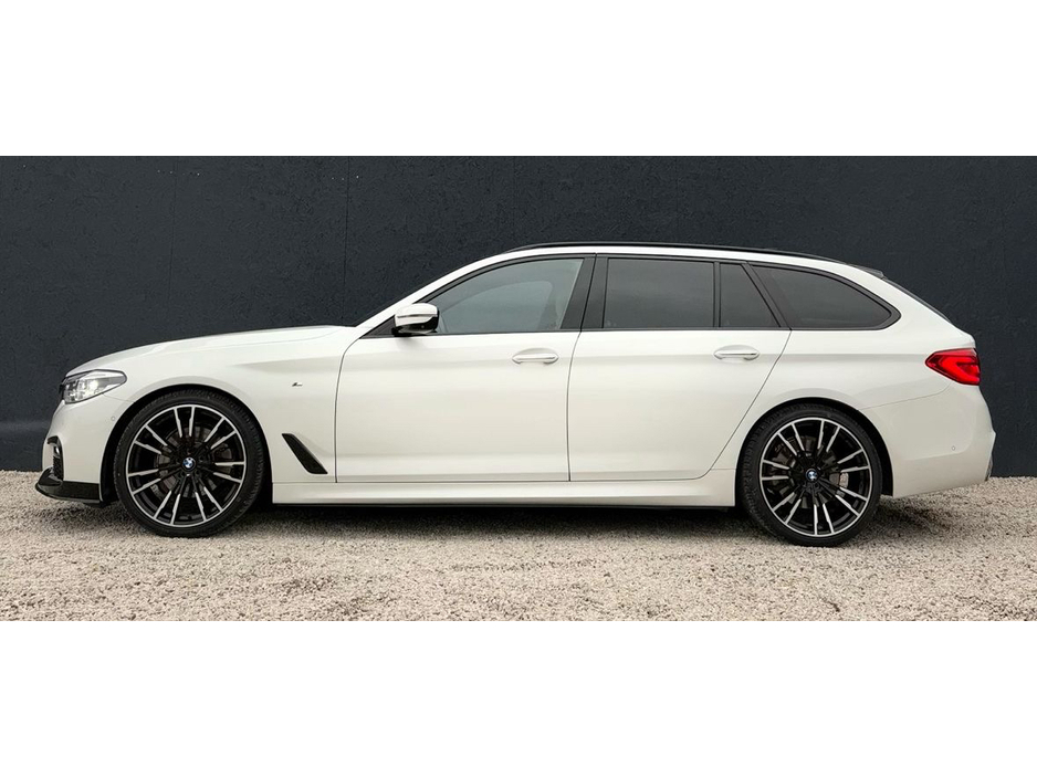 2017 BMW 5 Series 5 Series 520D M Sport Estate Auto €27,950