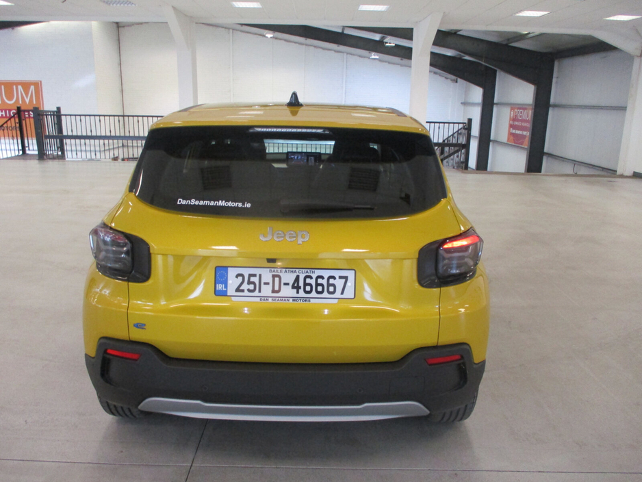 2025 Jeep Avenger AVENGER BEV 54KWH ALTITUDE 156HP €33,245