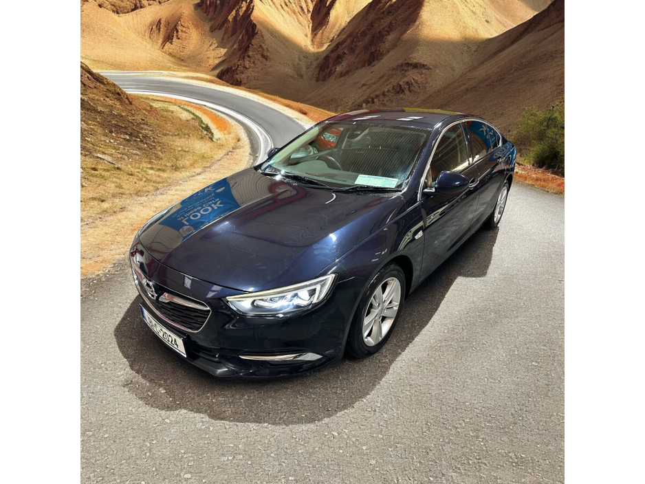 2018 Opel Insignia  €11,888