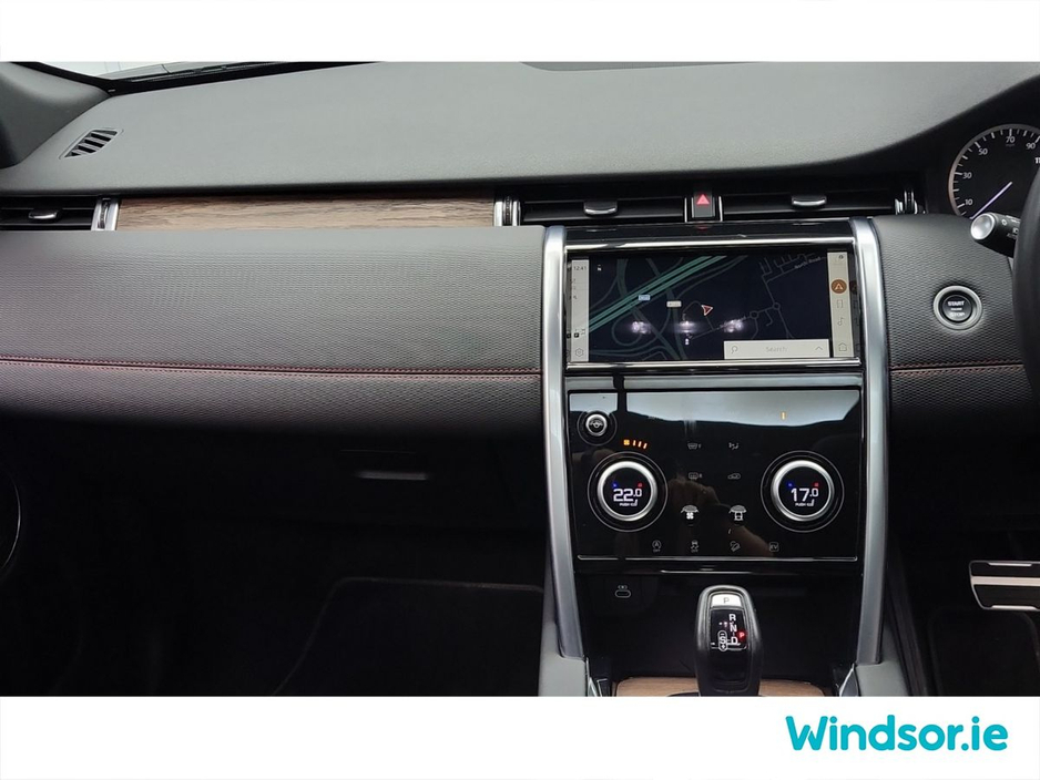 2023 Land Rover Discovery Sport 1.5 I3 PHEV 300 PS AWD R-Dynamic S Auto €46,995