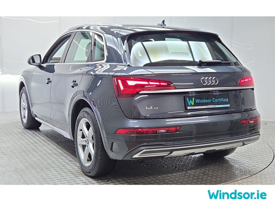 2024 Audi Q5 35 TDI 163HP S tronic SE €55,995
