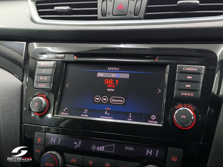 2021 Nissan Qashqai (211) SE 1.5 DCI AUTOMATIC PAN ROOF €21,995