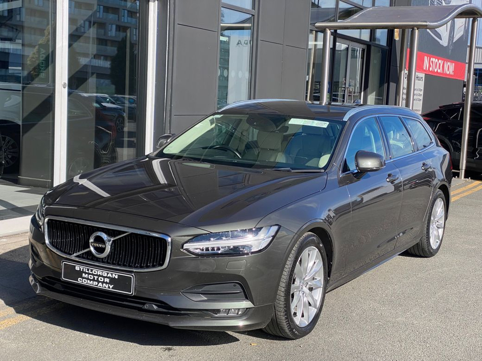 2020 Volvo V90 2.0 D4 Momentum Plus Auto 190bhp €31,900