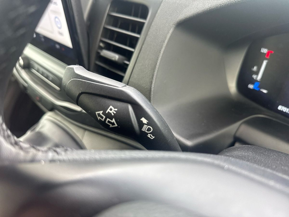 2025 Ford Transit  €55,975