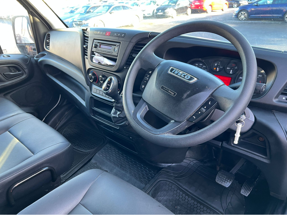 2016 Iveco Daily ==STUNNING 6 SEATER//AUTO//NEW DOE// €17,950