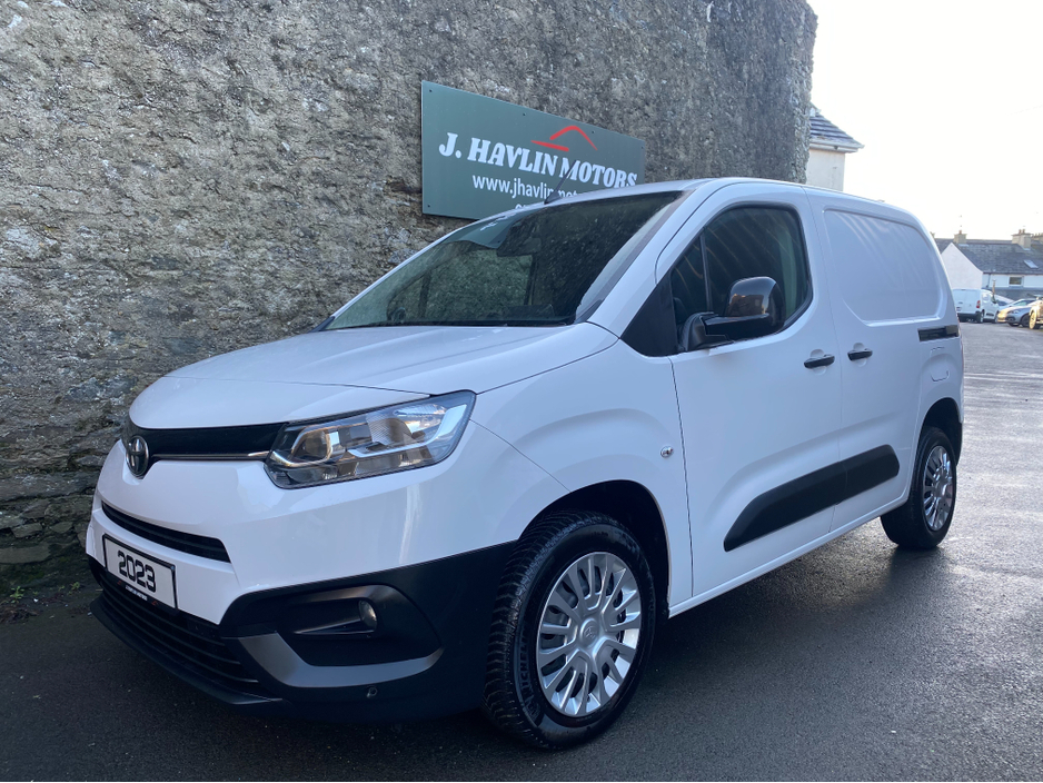 2023 Toyota Proace City City Icon L1 HDi 100 €15,995
