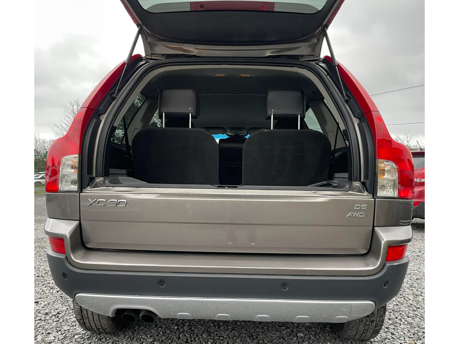 2010 Volvo XC90 90 SERIES 2.4 D5 ACTIVE 5DR AUTO AWD 182HP €6,950