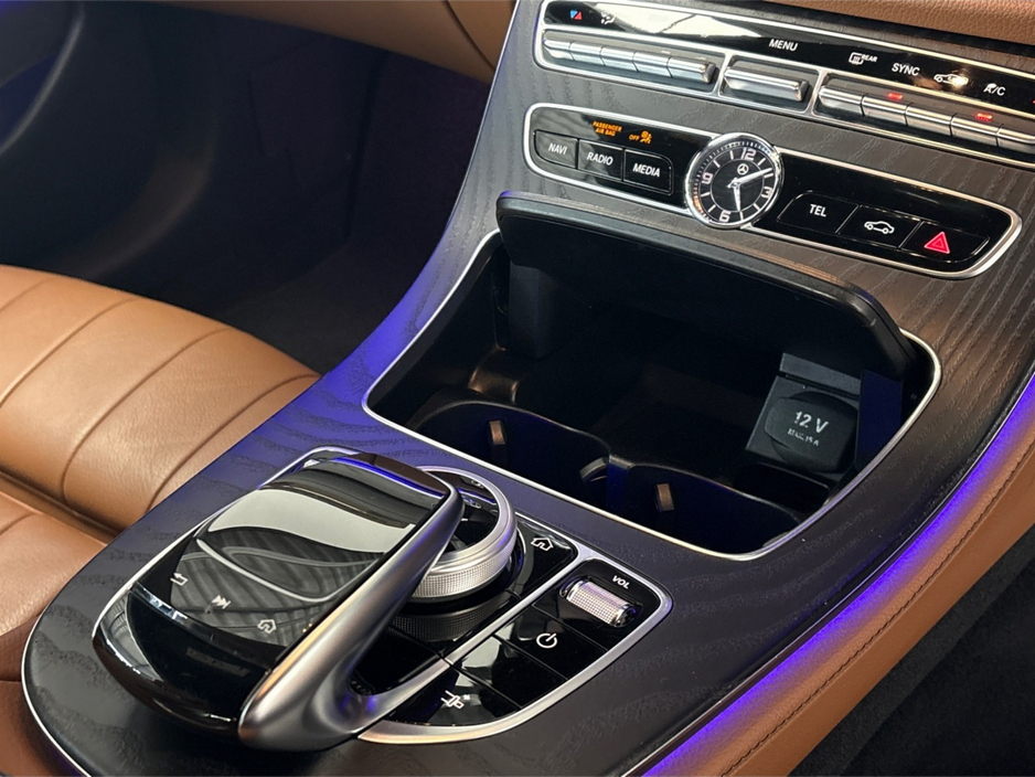 2019 Mercedes-Benz E Class 200 COUPE AMG SPORT 2DR**BROWN LEATHER INTERIOR**FRONT HEATED ELECTRIC SEATS**DIGITAL MEDIA DISPLAY**DYNAMIC DRIVE MODES**REVERSE CAMERA**PARKING SENSORS**DUAL CLIMATE CONTROL**AMBIENT LIGHTING** €32,995