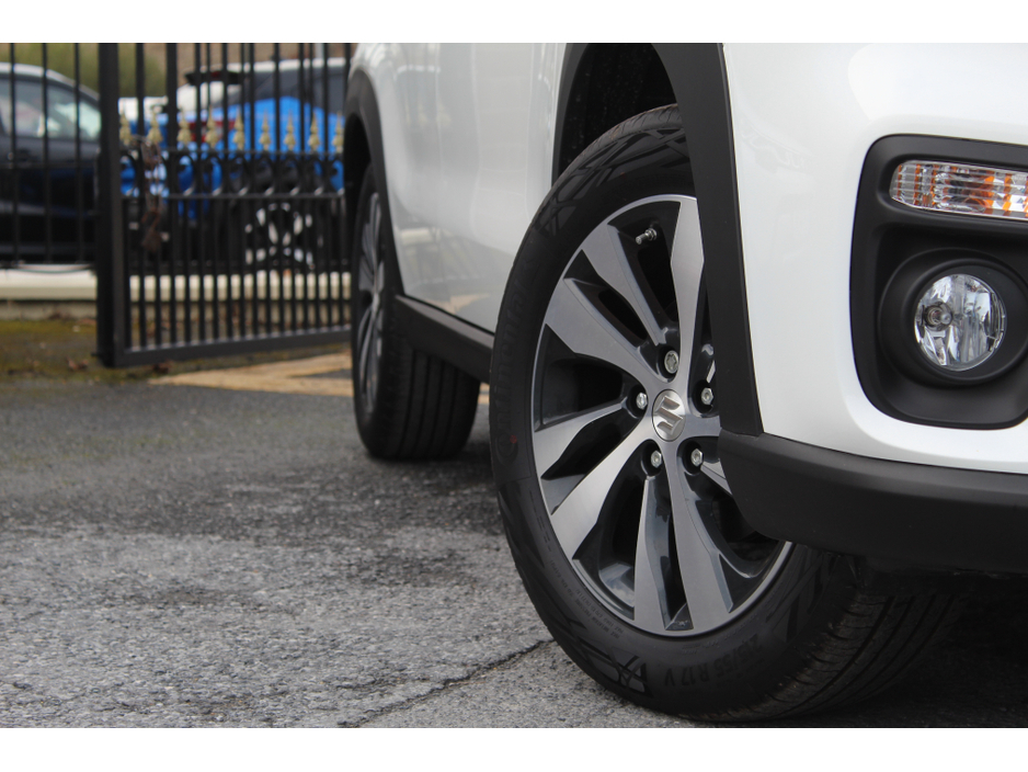 2026 Suzuki SX4 S-Cross 1.4 Hybrid Ultra 4wd *0 %Finance and 10 Year Warranty* €39,995