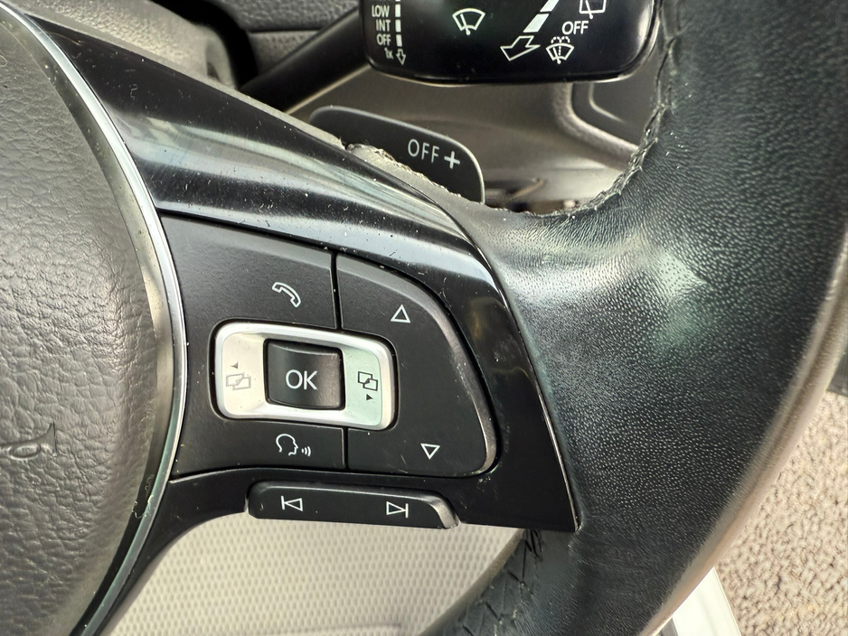 2016 Volkswagen Golf  €14,890