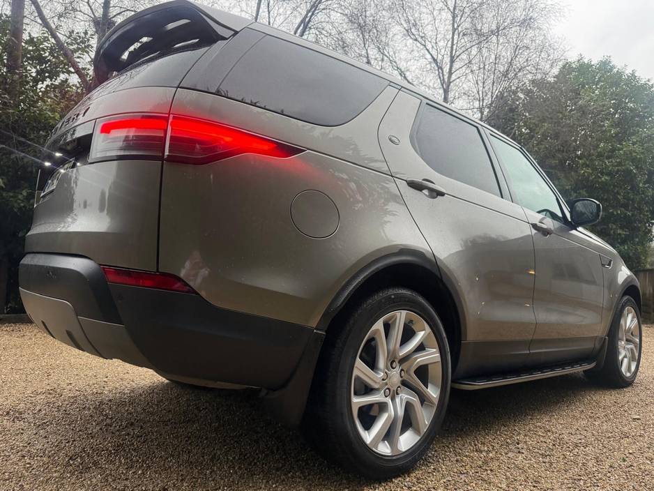 2018 Land Rover Discovery 2.0 TD4 SE 180PS €25,950