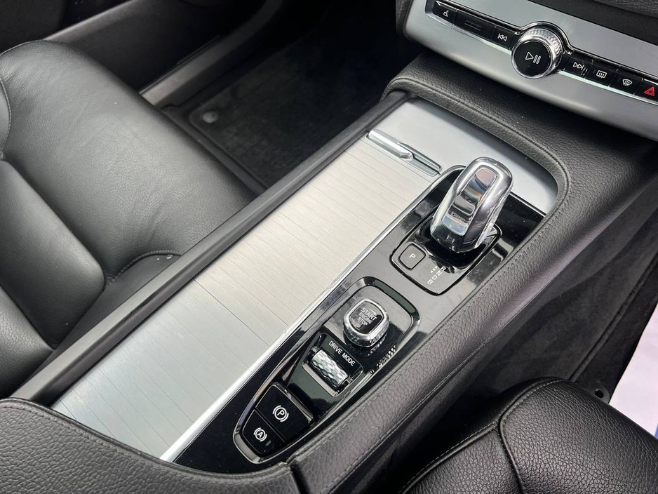 2018 Volvo XC90 MOMENTUM T8 TWIN ENGINE 2.0 PHEV AWD * HIGH SPEC * // 7-SEATER // OPENING PAN ROOF // LEATHER INTERIOR €34,900