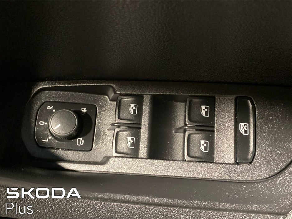 2025 Skoda Karoq Selection 2.0TDI 115bhp €35,950