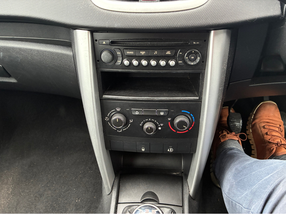 2012 Peugeot 207 SW ACCESS 1.6 HDI 90 4DR €1,950