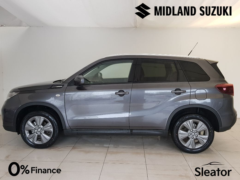 2026 Suzuki Vitara Motion AGS €35,600