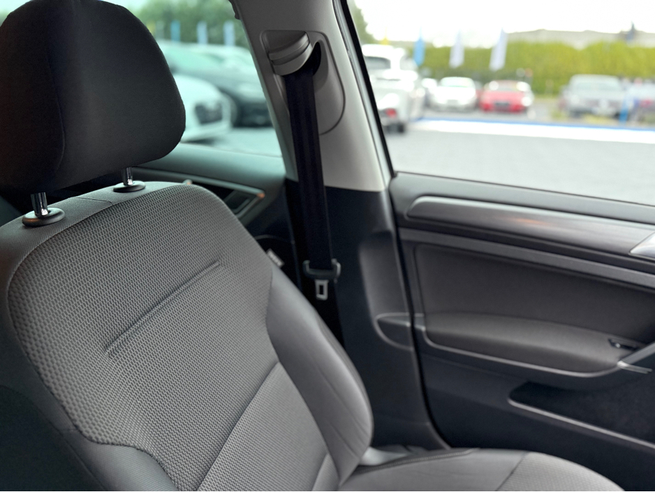 2018 Volkswagen Golf HIGHLINE - 1.2 PETROL - AUTO - 12M WARRANTY - CAR: 1624 €14,950