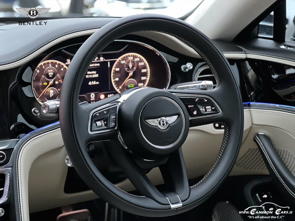 2023 Bentley Flying Spur AZURE €209,950