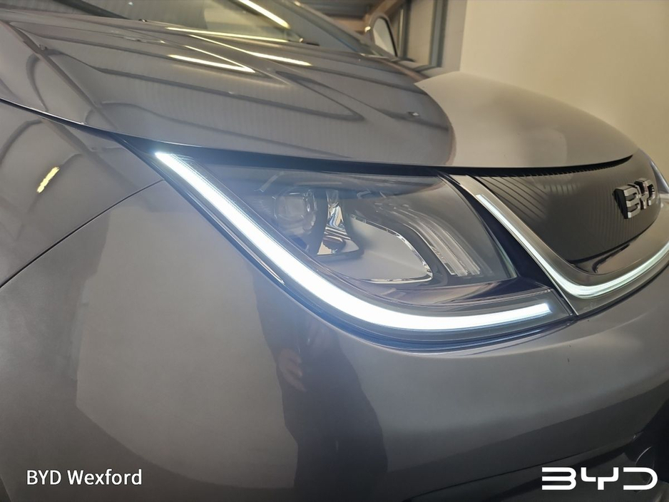 2026 BYD Dolphin Design 60.4kWh €34,706