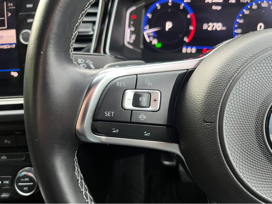 2022 Volkswagen T-Roc STLYE BLACK PACK AUTOMATIC 1.5 PETROL //LOW MILES//HIGH SPEC//KEYLESS ENTRY//ADAPTIVE CRUISE CONTROL//REVERSE CAMERA// €29,950