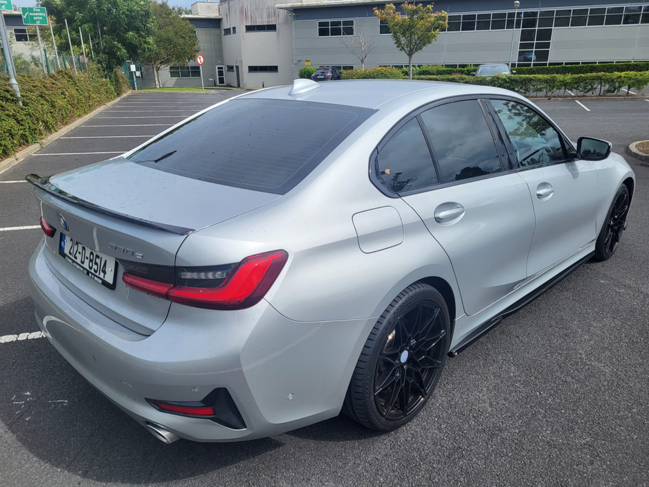 2021 BMW 3 Series  €31,999