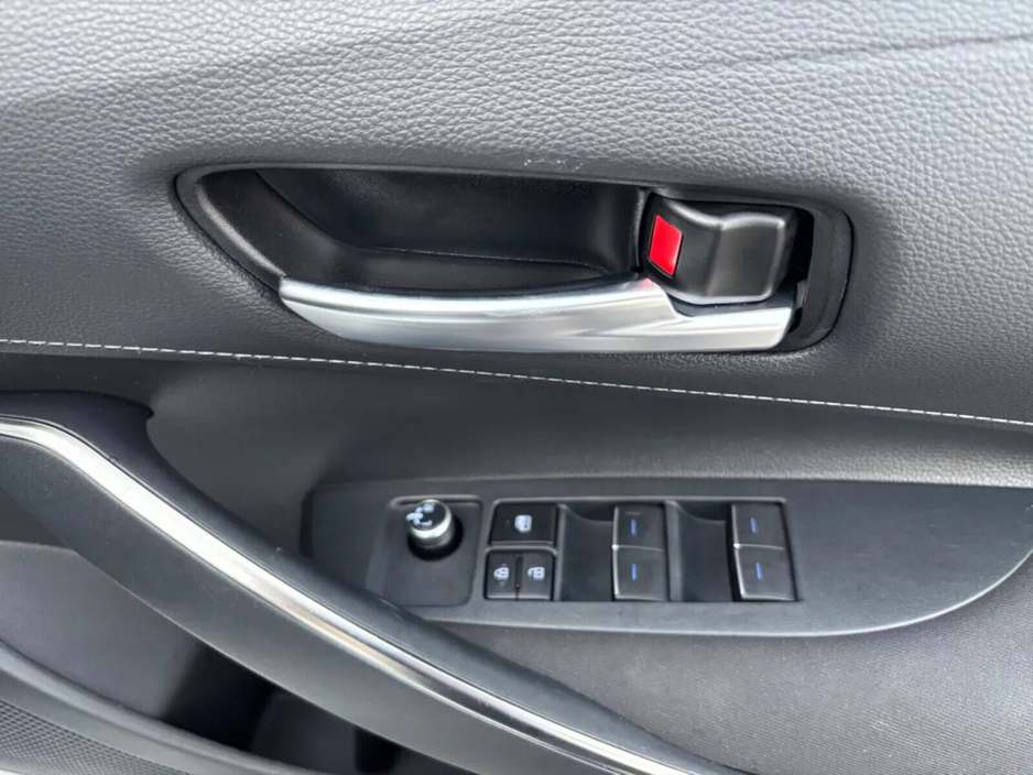 2022 Toyota Corolla 1.8 Hybrid Luna Saloon €20,750