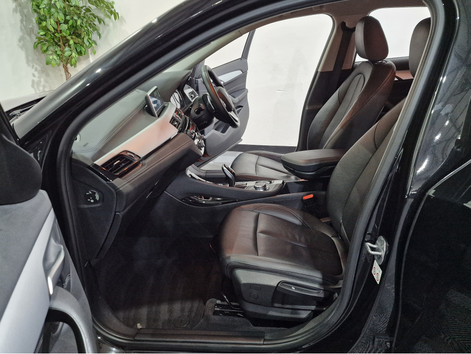 2019 BMW X2 X-DRIVE 20D SE AUTOMATIC **HIGH SPEC / 18" UPGRADED ALLOYS / CRUISE CONTROL / ELECTRIC BOOTLID / FULL BLACK LEATHER / HEADS UP DISPLAY / REVERSE CAMERA / SAT NAV / WIRELESS PHONE CHARGING** €22,900