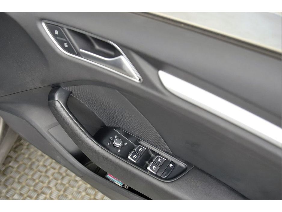 2015 Audi A3 1.4 TFSI S-TRONIC SPORTBACK *REVERSE CAM*PARK SENSORS* €14,890