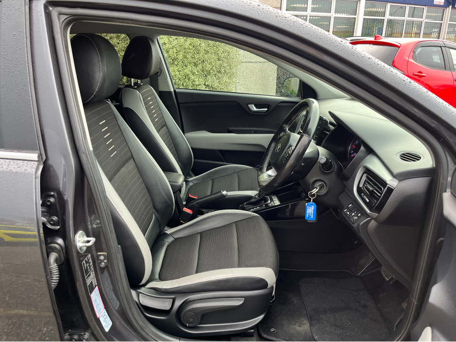 2019 Kia Stonic K3 AUTOMATIC 1.0 PETROL //SAT NAV//REVERSE CAMERA//CARPLAY//KIA SERVICE HISTORY// €17,950