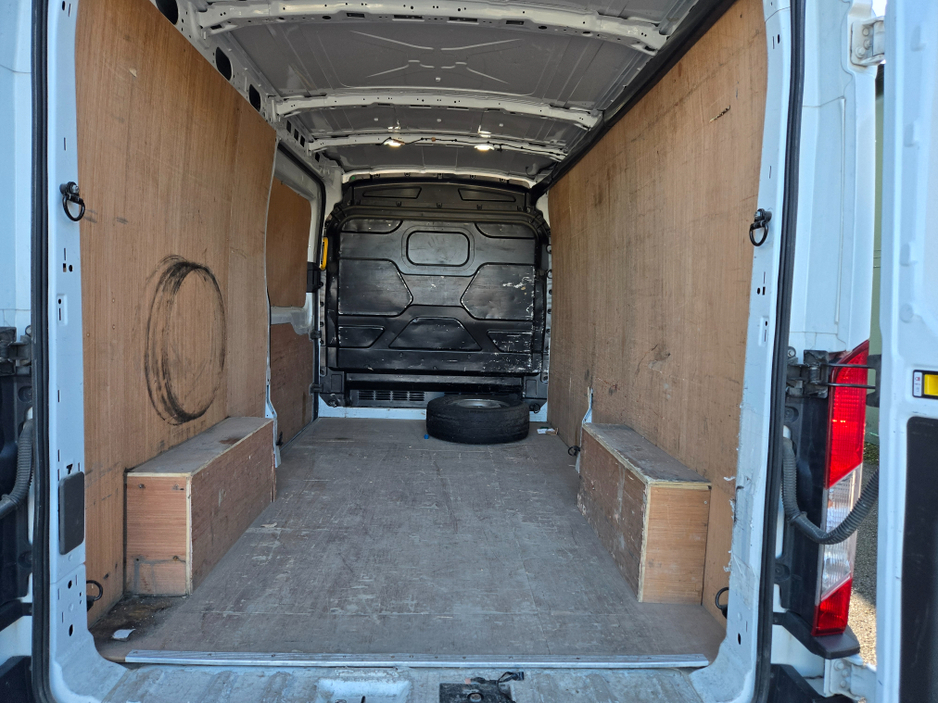2022 Ford Transit V363 350L  2.0TD10 2.0 TD 105BHP M6 3DR €14,999