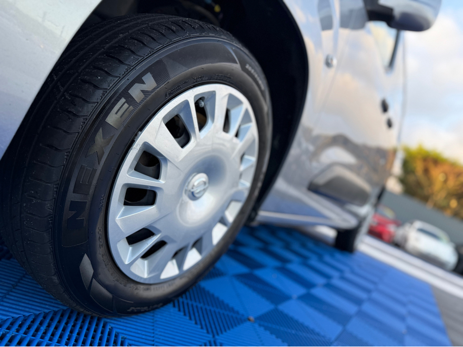 2021 Opel Combo 3 SEATER - 1.5 DIESEL - MANUAL - 12M WARRANTY - CAR: 1599 €14,950