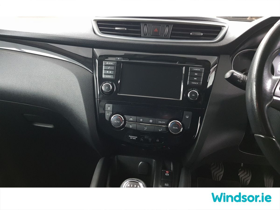 2021 Nissan Qashqai 1.3 PET SE €21,495