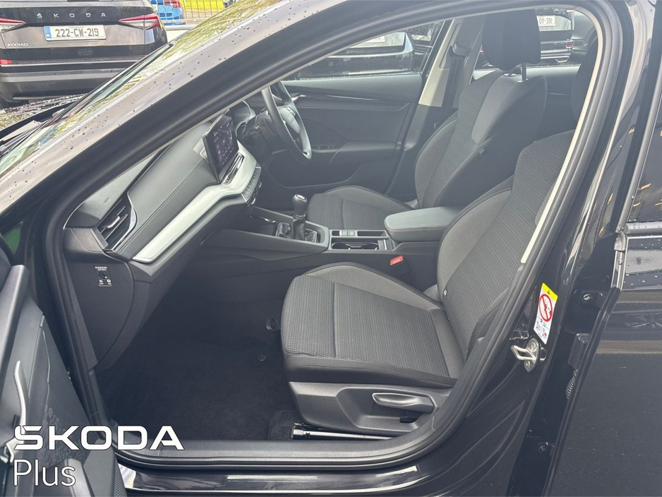 2025 Skoda Octavia Selection 2.0TDI 115HP €32,850