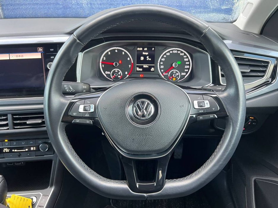 2018 Volkswagen Polo 1.0 TSI AUTO // FULL SERVICE HISTORY // 360 PARKING SENSORS // APPLE CARPLAY/ANDROID AUTO €15,900