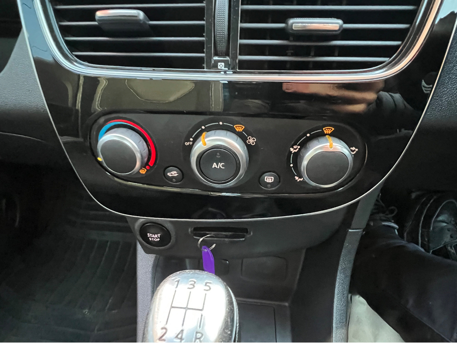 2018 Renault Clio IV DYNAMIQUE NAV 1.2 PETR 4DR €10,450