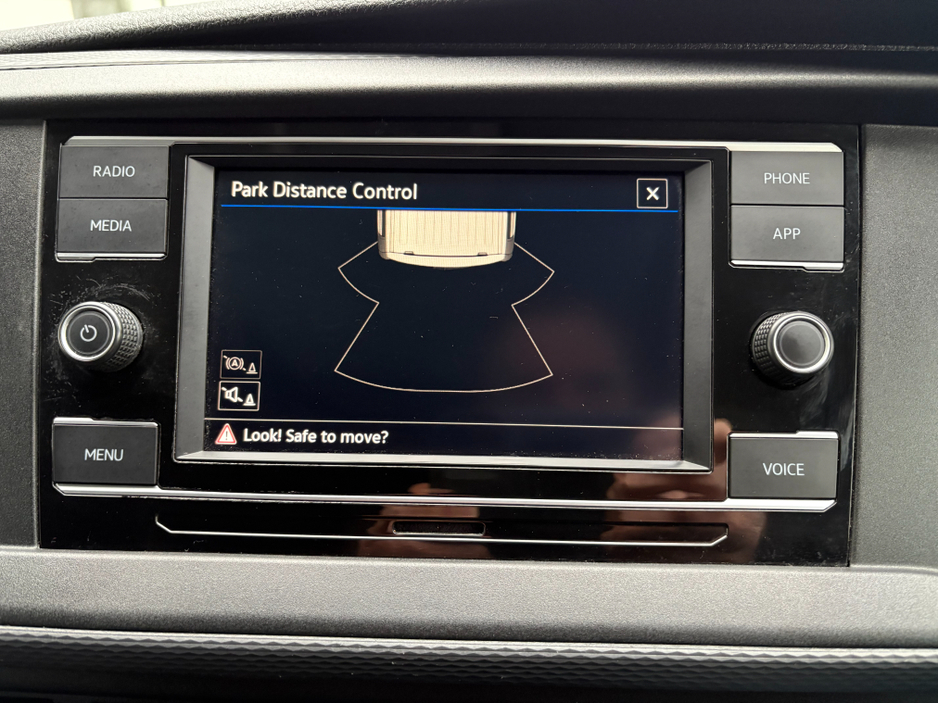 2022 Volkswagen Transporter T6 LWB Trendline 2.0 TDI 110HP €15,950