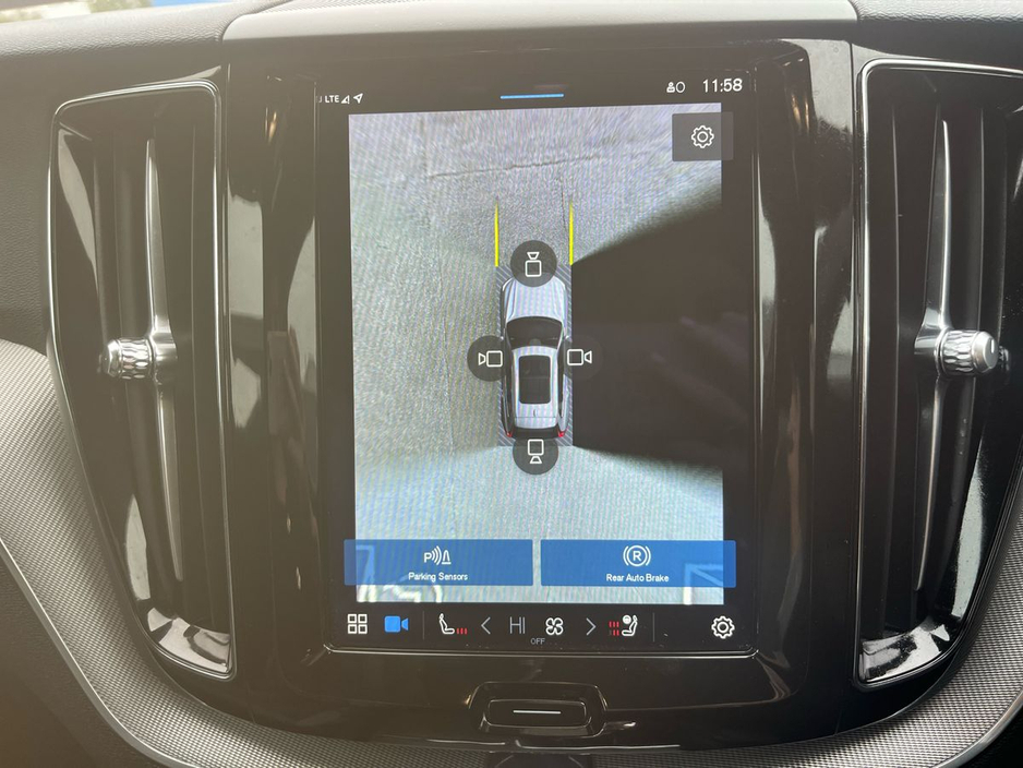 2023 Volvo XC60 T6 Recharge PHEV 350hp AWD AT8 Plus Dark - €44,900