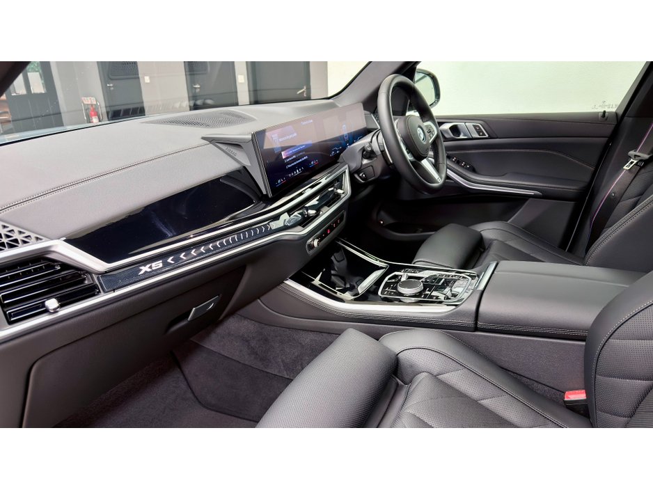 2025 BMW X5 XDRIVE50E M SPORT AUTO €99,250