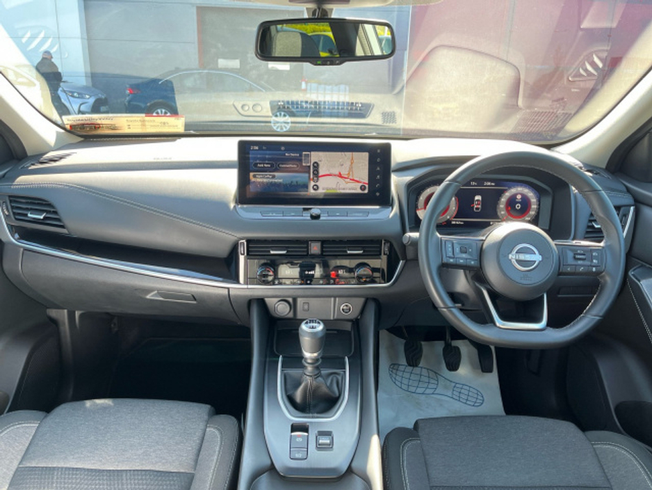 2023 Nissan Qashqai QQ 1.3 HYB SV PREMIUM €31,950